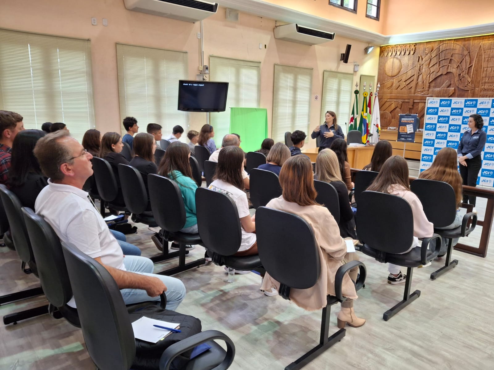 Imagem do WhatsApp de 2025-04-27 à(s) 21.41.17_c348889e.jpg